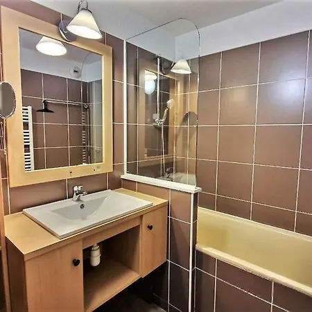 *nouveau* Pied Des Pistes * Piscine Ext. Chauffee* Daire Alpe d'Huez