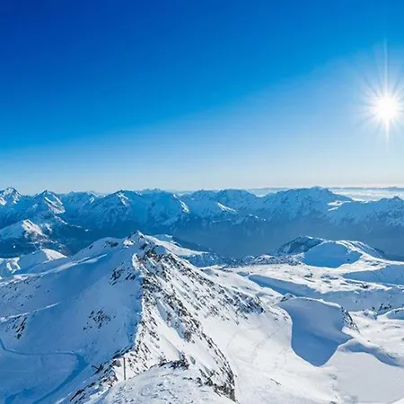 *nouveau* Pied Des Pistes * Piscine Ext. Chauffee* Daire Alpe d'Huez
